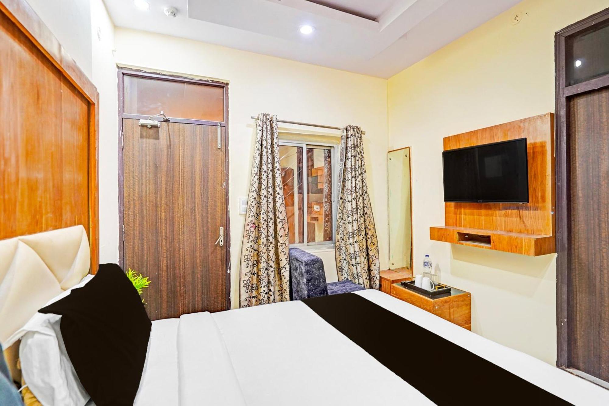 Super Hotel O Charbagh Formerly Khalsa Inn Lucknow Exterior photo
